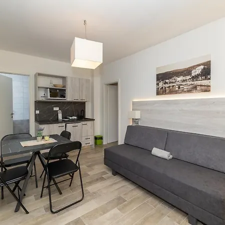 Appartement Pellio Selce